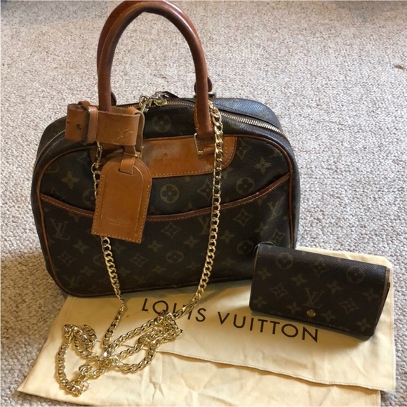 ⭐️SALE⭐️$450 ❣️Louis Vuitton❣️monogram Troville w/bonus gift - Picture 2 of 12